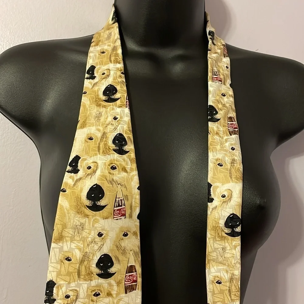 Coca Cola Polar Bear Head Face Silk Necktie Tie Made in USA Vintage